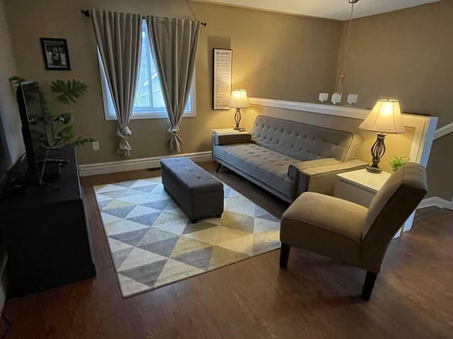 Cozy 2 Bedroom Home In Chatham - Left Side Dış mekan fotoğraf
